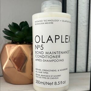 OLAPLEX No.5 Bond Maintenance Conditioner - Cream